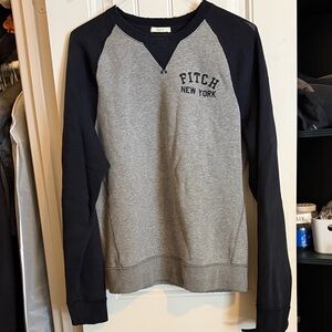 Abercrombie & Fitch Gray and Black Crewneck Sweater